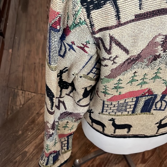 New Identity Women’s Tapestry Jacket. - Picture 5 of 11